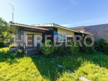 Casa chalet en Venta en O Castro