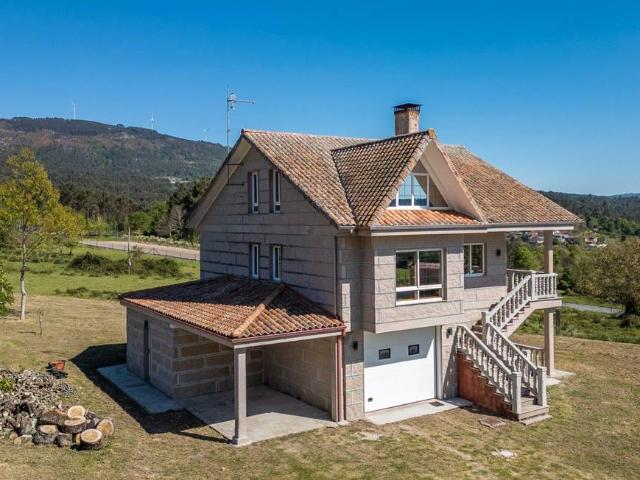 Casa chalet en Venta en O Carballiño