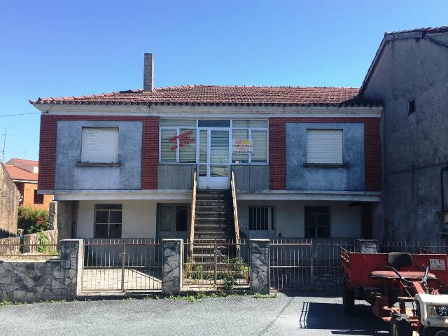 Casa chalet en Venta en O Carballiño