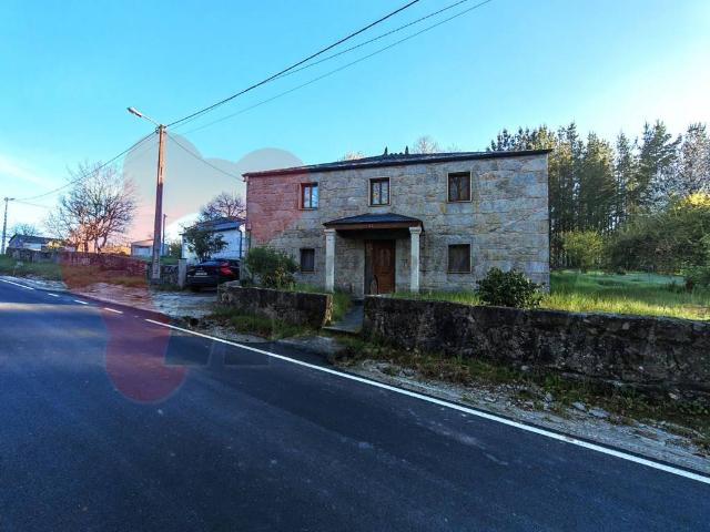 Casa chalet en Venta en O Corgo