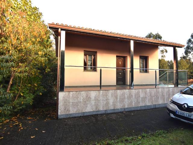 Casa chalet en Venta en O Feal Xubia