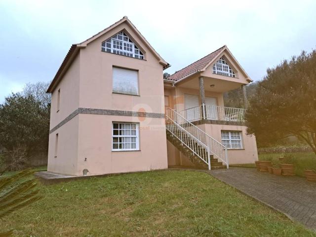 Casa chalet en Venta en O Hío