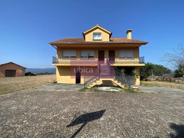 Casa chalet en Venta en O Porriño