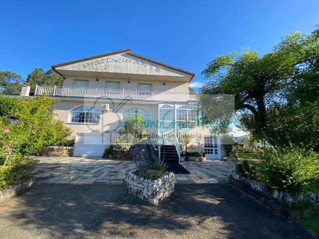 Casa chalet en Venta en O Porriño