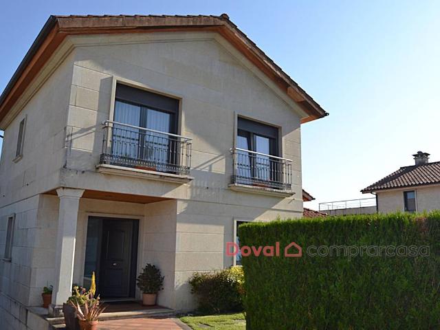 Casa chalet en Venta en O Porriño