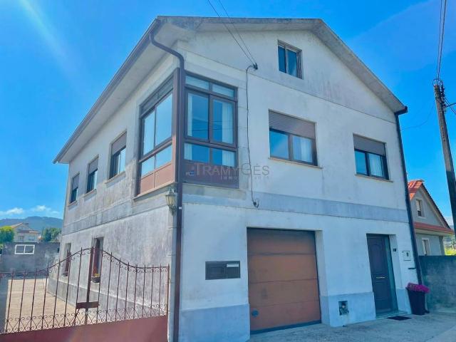 Casa chalet en Venta en O Rosal