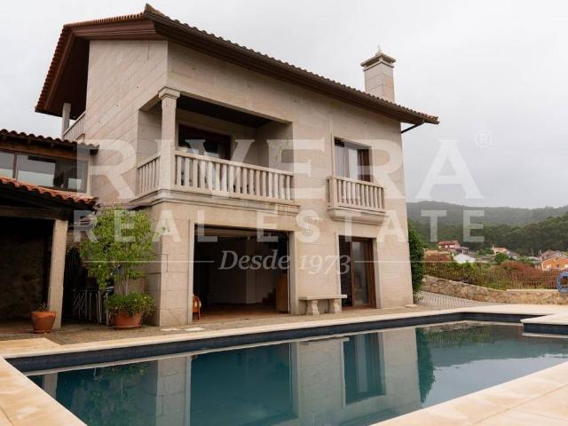 Casa chalet en Venta en O Rosal