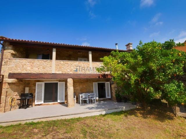 Casa chalet en Venta en O Rosal