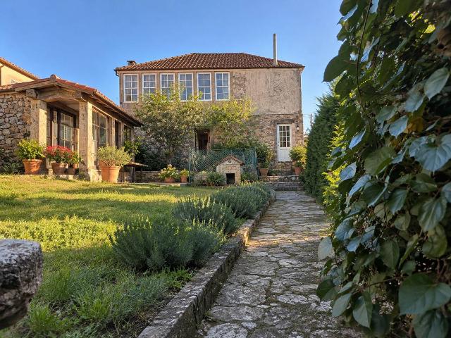 Casa chalet en Venta en O Rosal