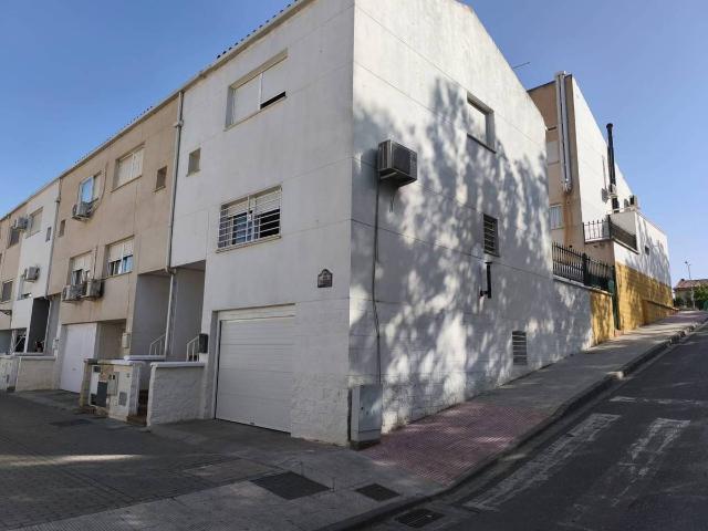 Casa chalet en Venta en Ogíjares