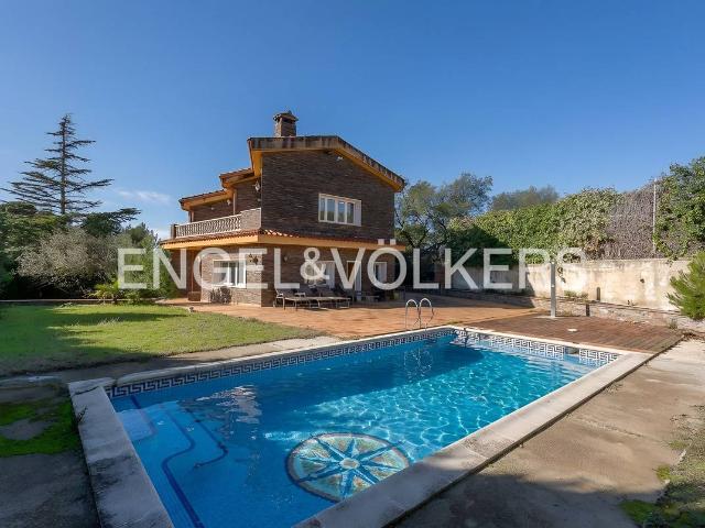 Casa chalet en Venta en Òdena