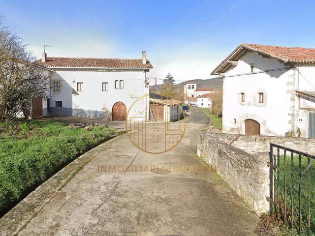 Casa chalet en Venta en Odieta
