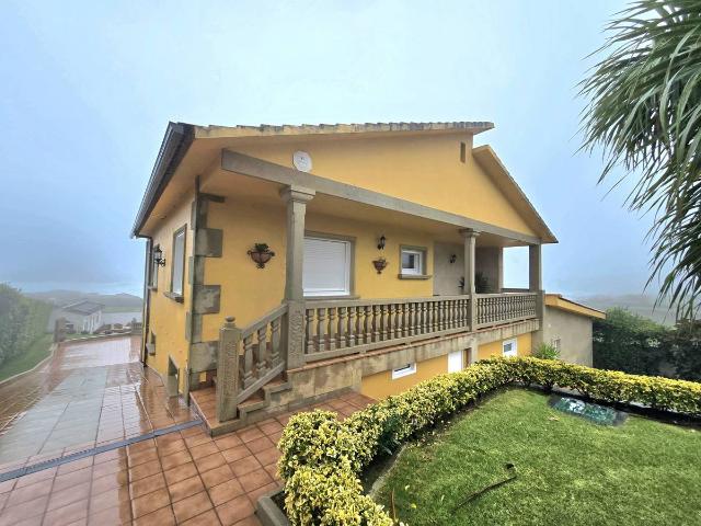 Casa chalet en Venta en Oia