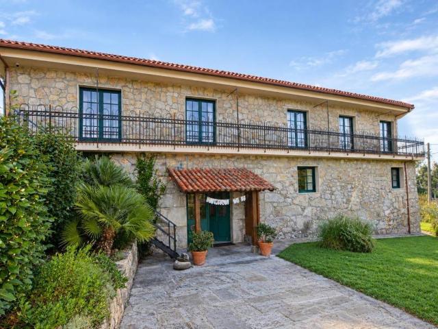 Casa chalet en Venta en Oia