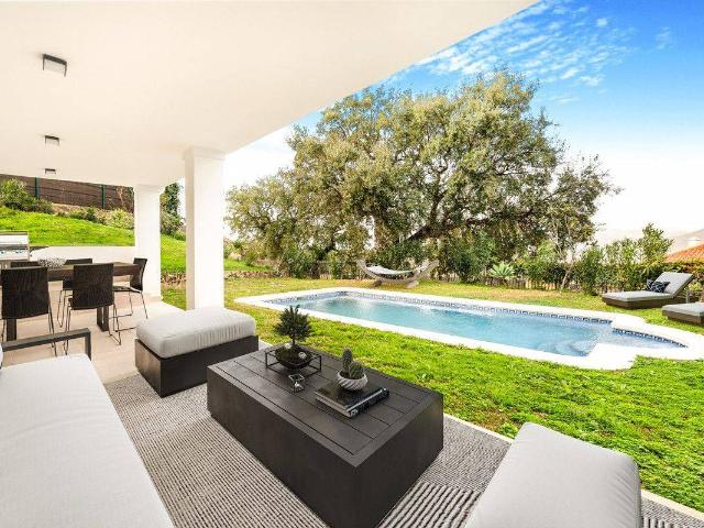 Casa chalet en Venta en La Mairena