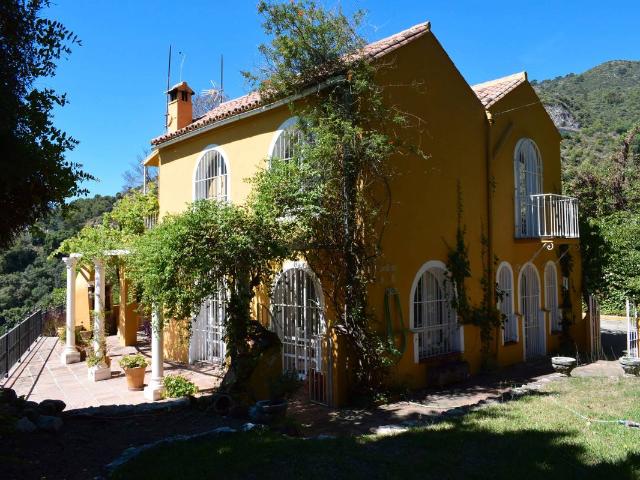 Casa chalet en Venta en Ojén pueblo