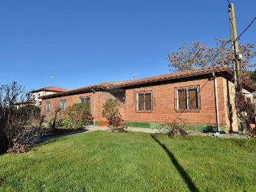 Casa chalet en Venta en Olmedo