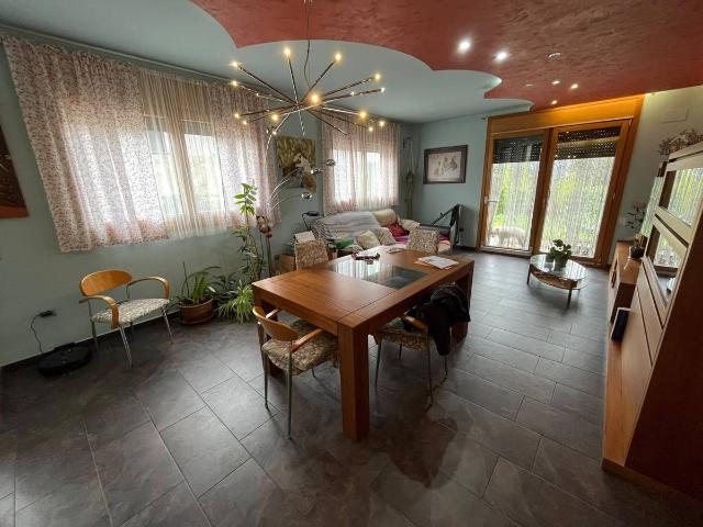 Casa chalet en Venta en Olost