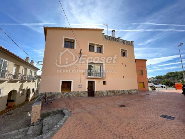 Casa chalet en Venta en Olesa de Bonesvalls