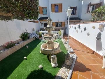 Casa chalet en Venta en Olesa de Montserrat