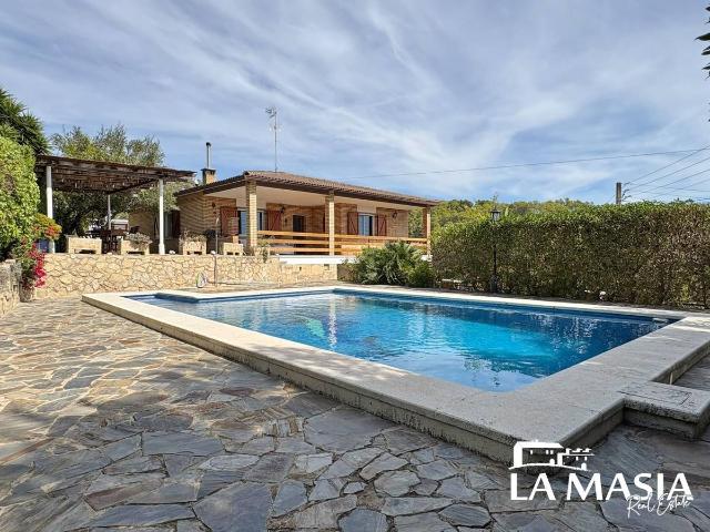 Casa chalet en Venta en Olivella