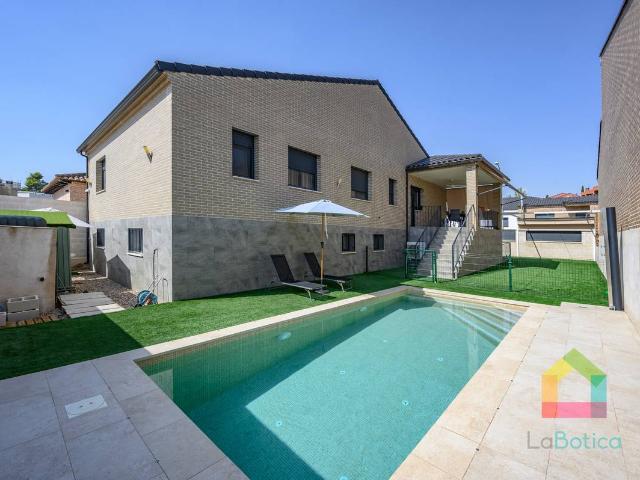 Casa chalet en Venta en Olías del Rey