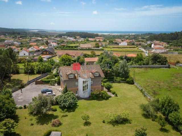 Casa chalet en Venta en Olveira