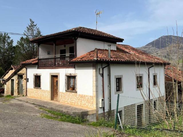 Casa chalet en Venta en Onís