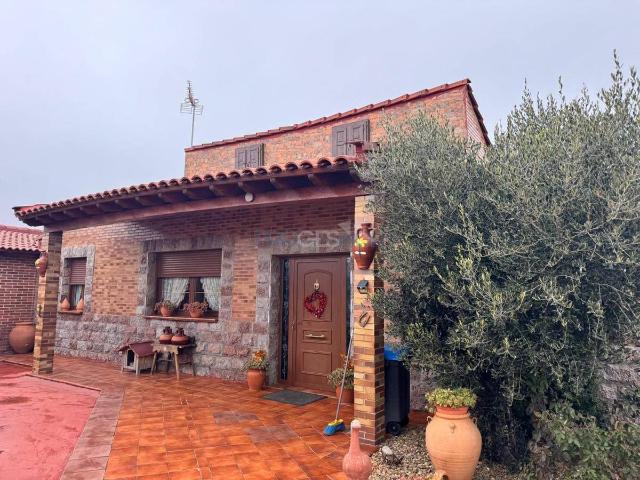 Casa chalet en Venta en Onzonilla
