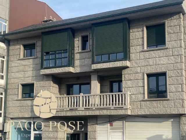 Casa chalet en Venta en Oseiro