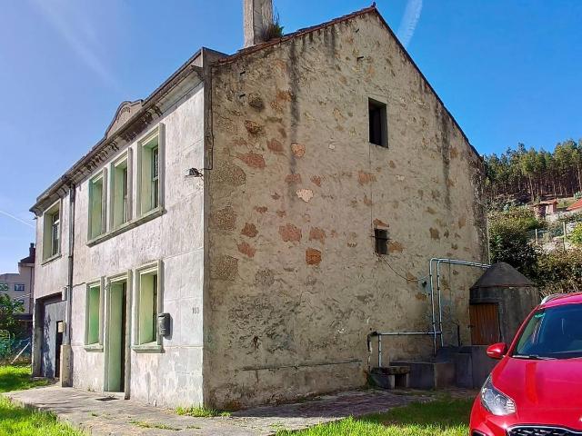 Casa chalet en Venta en Oseiro