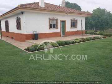 Casa chalet en Venta en Oromana