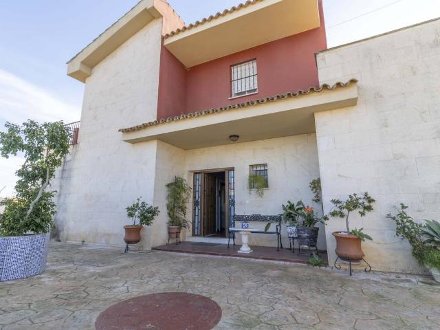 Casa chalet en Venta en Oromana