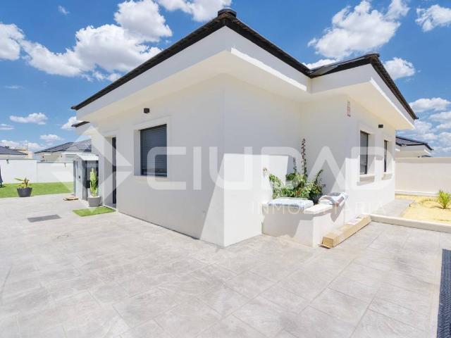 Casa chalet en Venta en Oromana