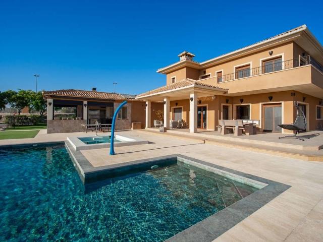 Casa chalet en Venta en Orihuela ciudad