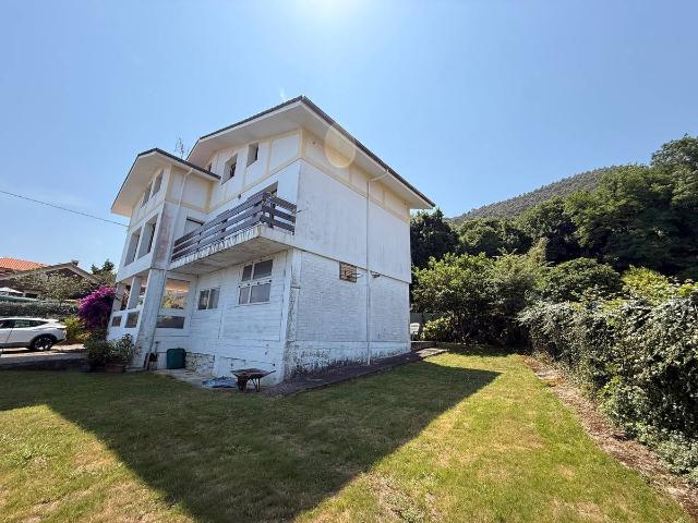 Casa chalet en Venta en Oriñón Allendelagua