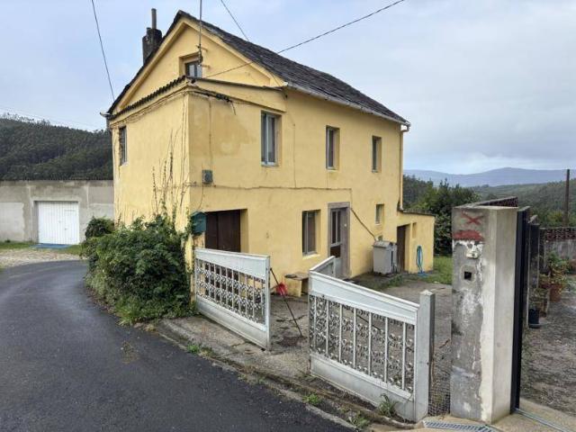 Casa chalet en Venta en Ortigueira