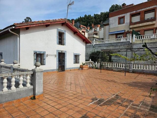 Casa chalet en Venta en Otañes Talledo