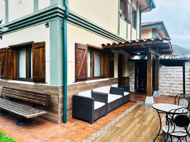 Casa chalet en Venta en Otañes Talledo