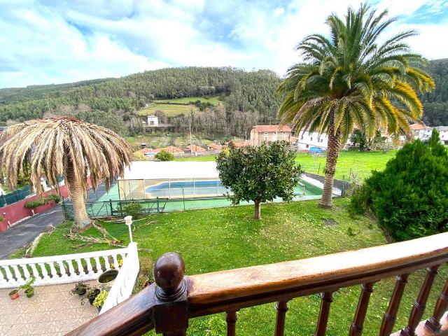 Casa chalet en Venta en Otañes Talledo