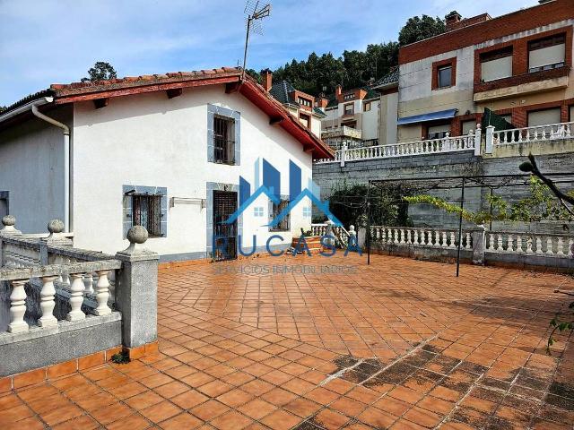 Casa chalet en Venta en Otañes Talledo