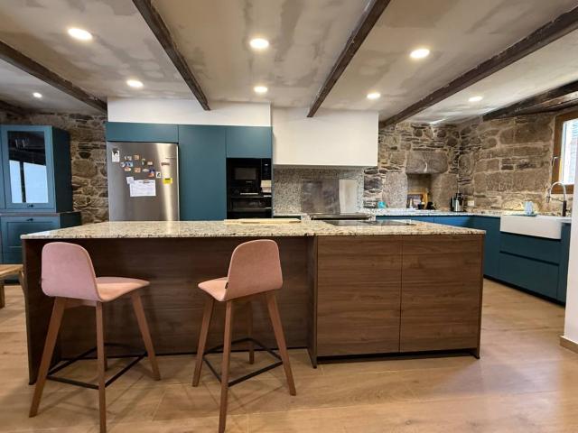 Casa chalet en Venta en Outeiro de Rei