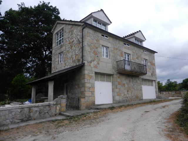 Casa chalet en Venta en Outeiro de Rei