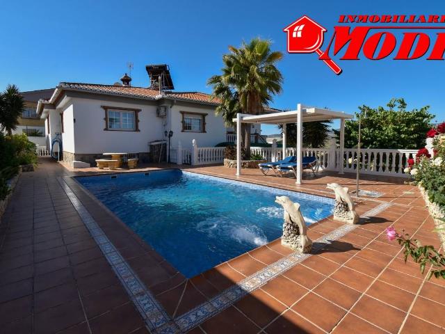 Casa chalet en Venta en Padul