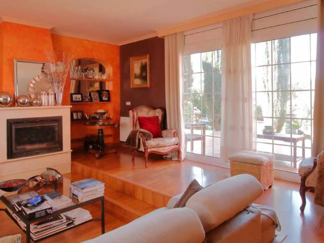 Casa chalet en Venta en Palau