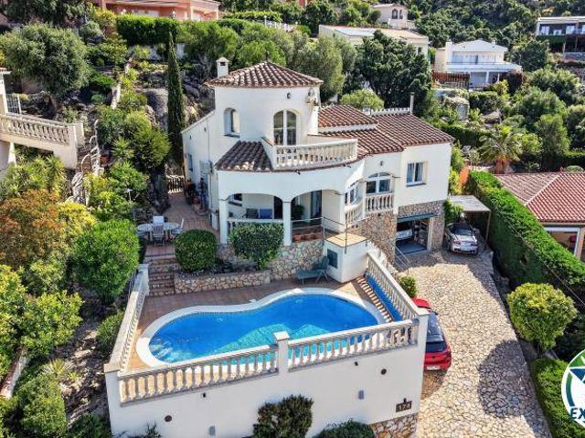 Casa chalet en Venta en Palau saverdera