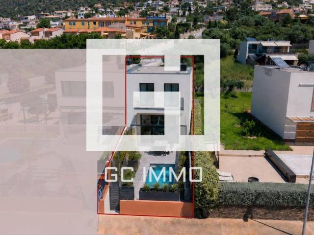 Casa chalet en Venta en Palau saverdera