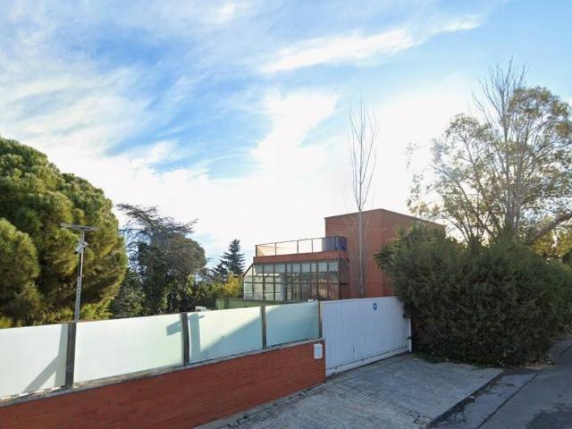 Casa chalet en Venta en Palau solità i Plegamans