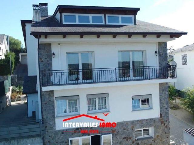 Casa chalet en Venta en Palau solità i Plegamans