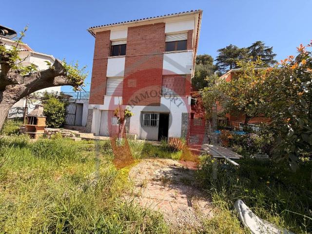Casa chalet en Venta en Palau solità i Plegamans